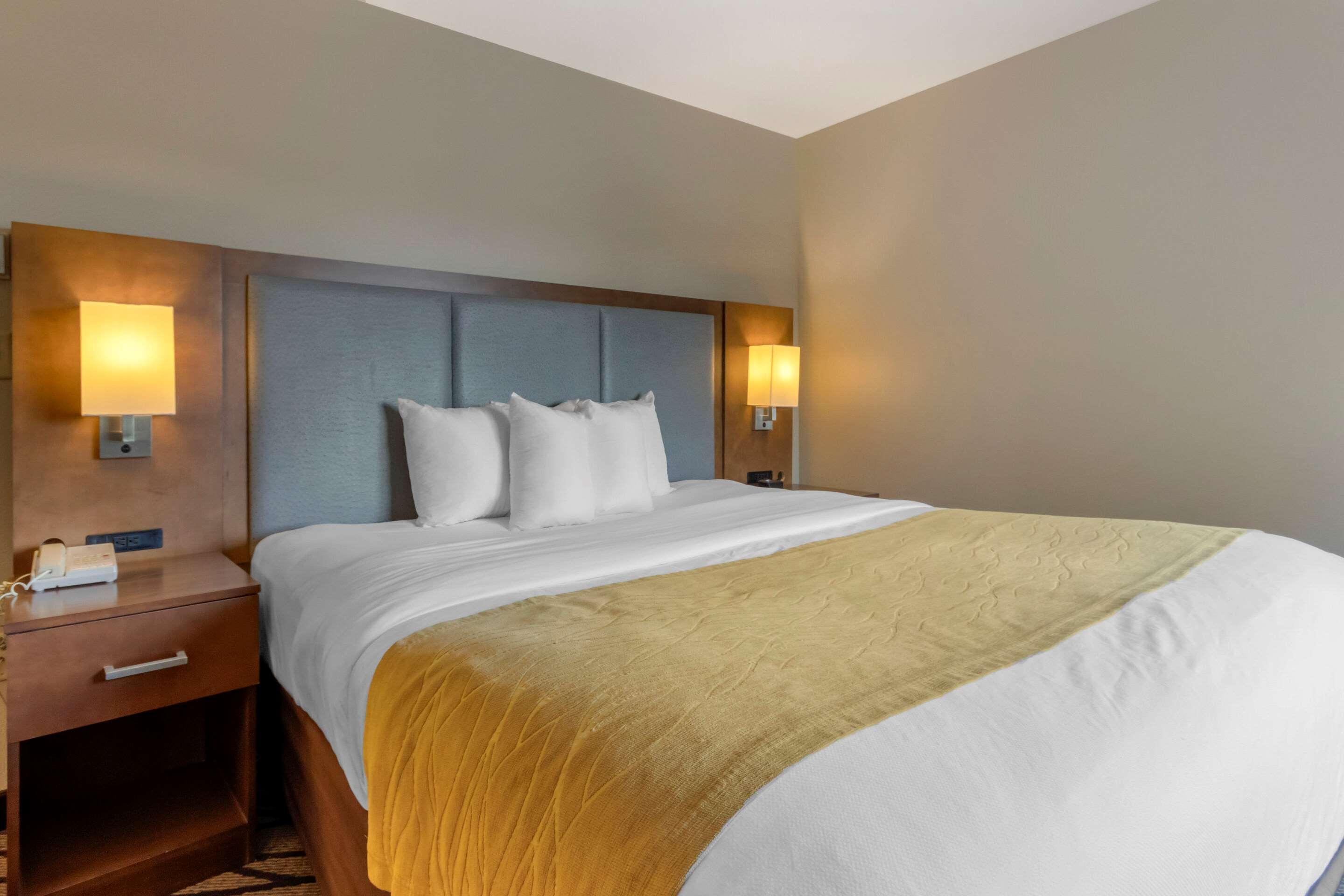 Comfort Inn & Suites Market - Airport Great Falls Ngoại thất bức ảnh