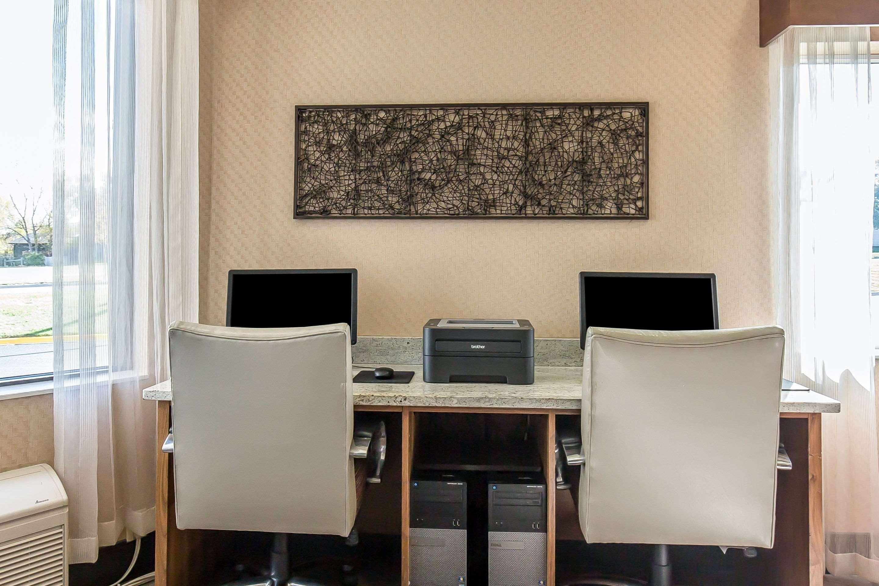 Comfort Inn & Suites Market - Airport Great Falls Ngoại thất bức ảnh