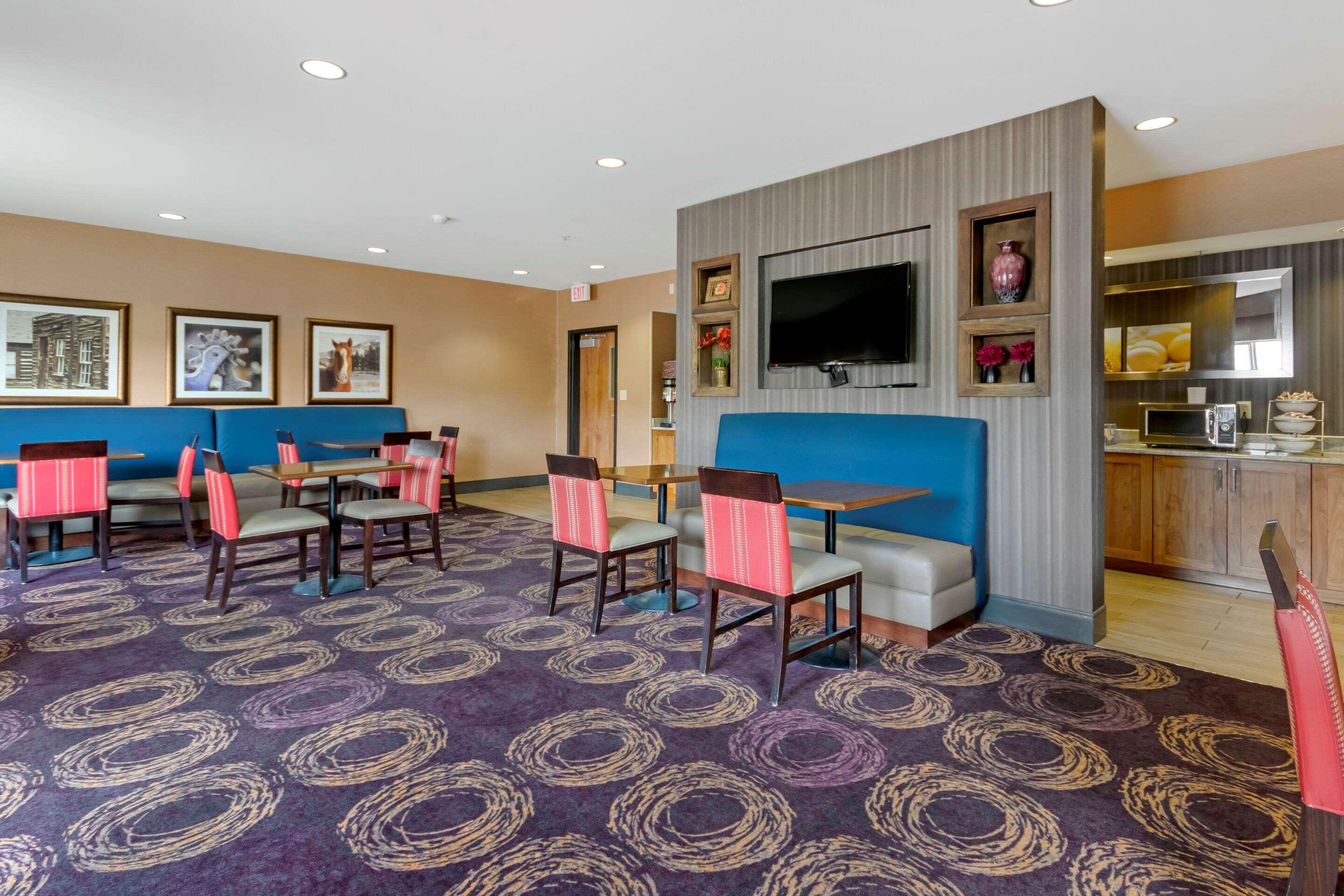 Comfort Inn & Suites Market - Airport Great Falls Ngoại thất bức ảnh