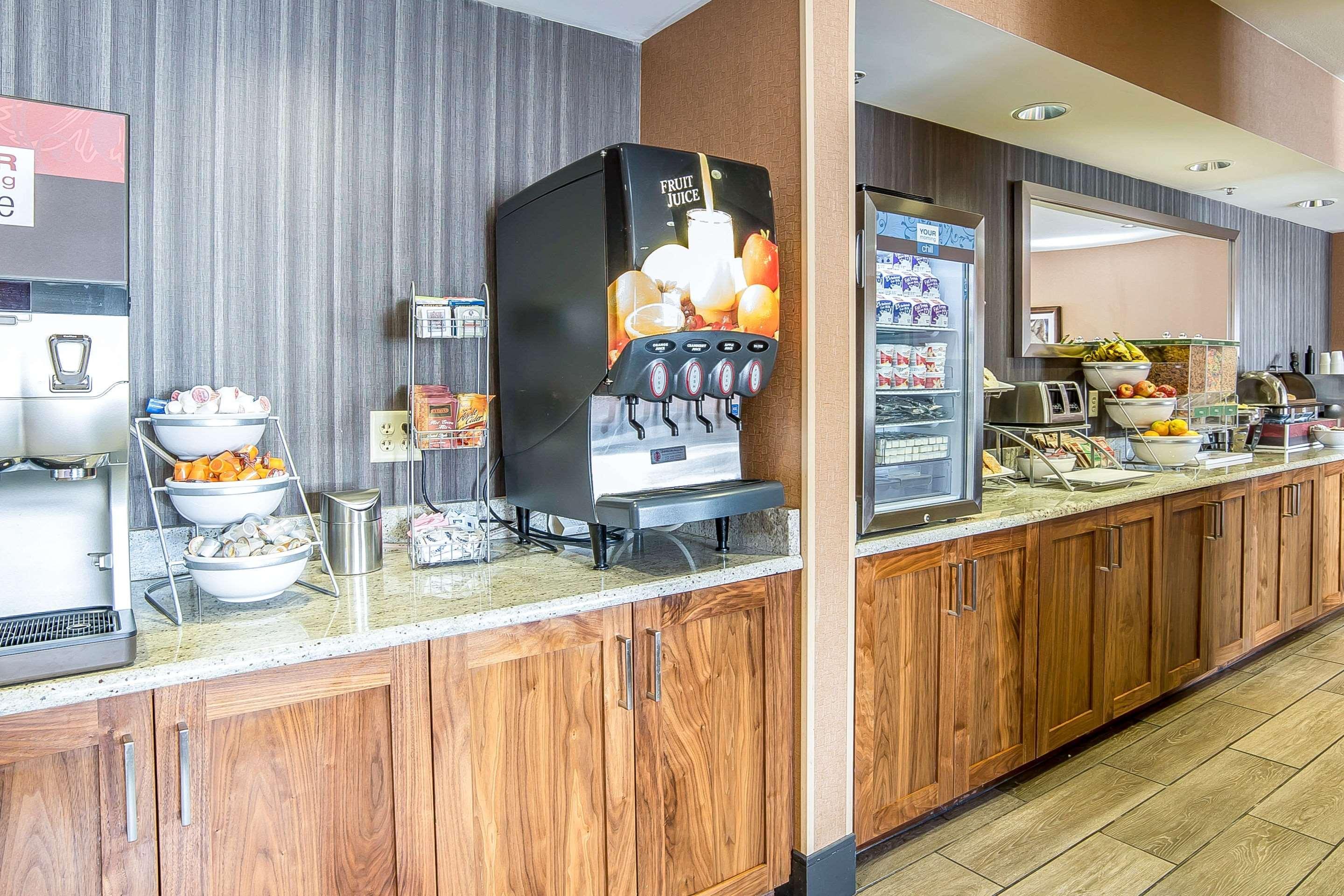 Comfort Inn & Suites Market - Airport Great Falls Ngoại thất bức ảnh