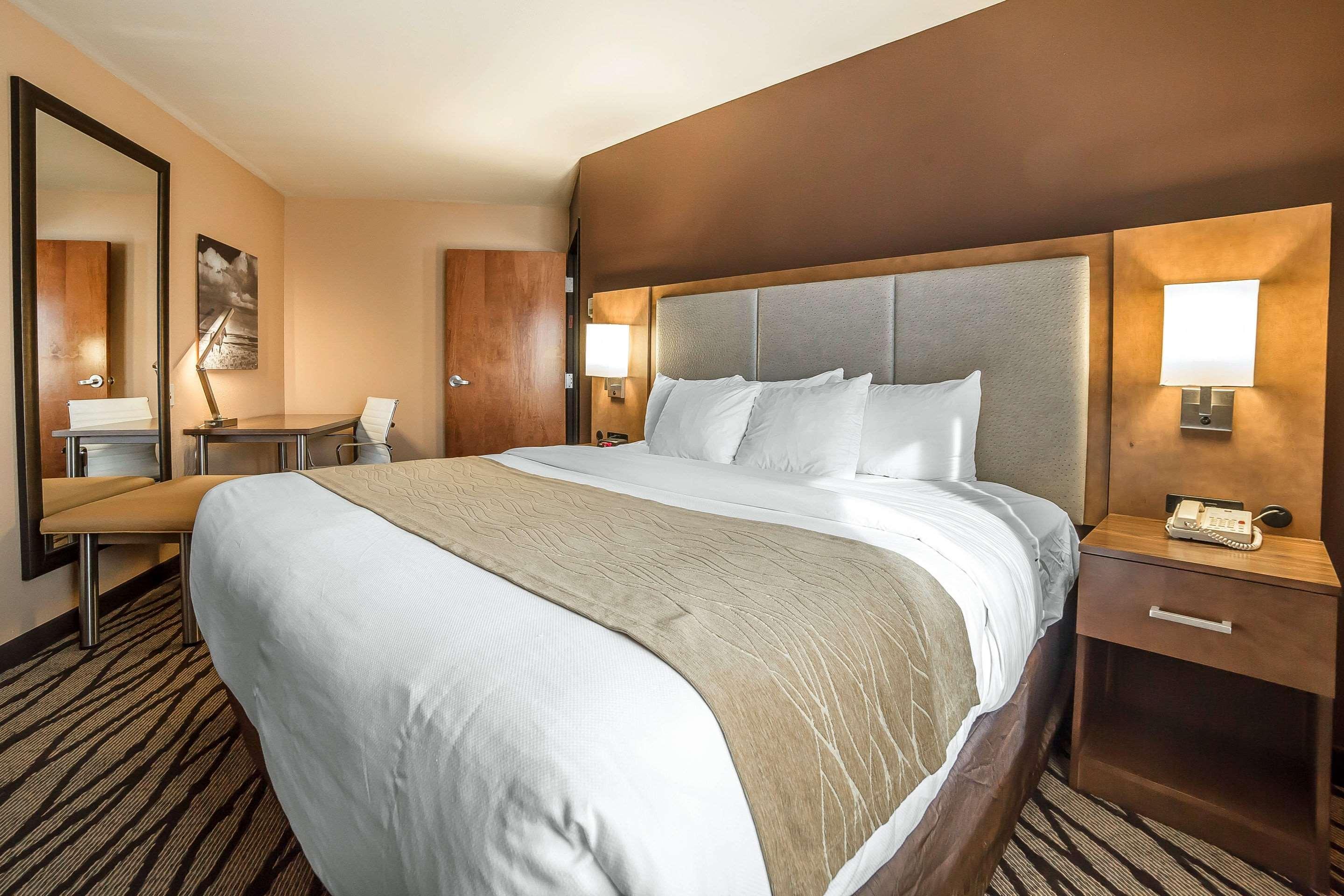 Comfort Inn & Suites Market - Airport Great Falls Ngoại thất bức ảnh