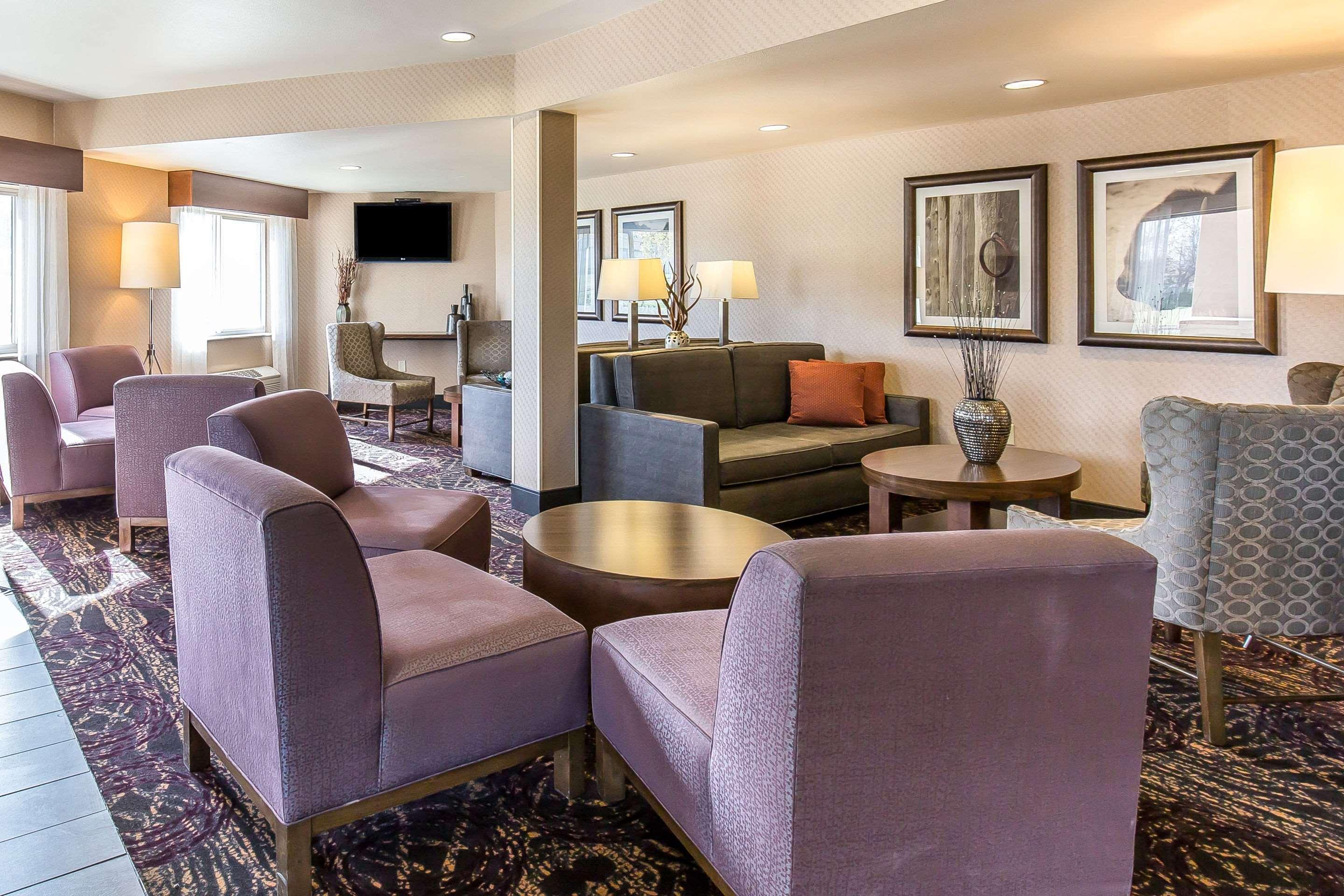 Comfort Inn & Suites Market - Airport Great Falls Ngoại thất bức ảnh