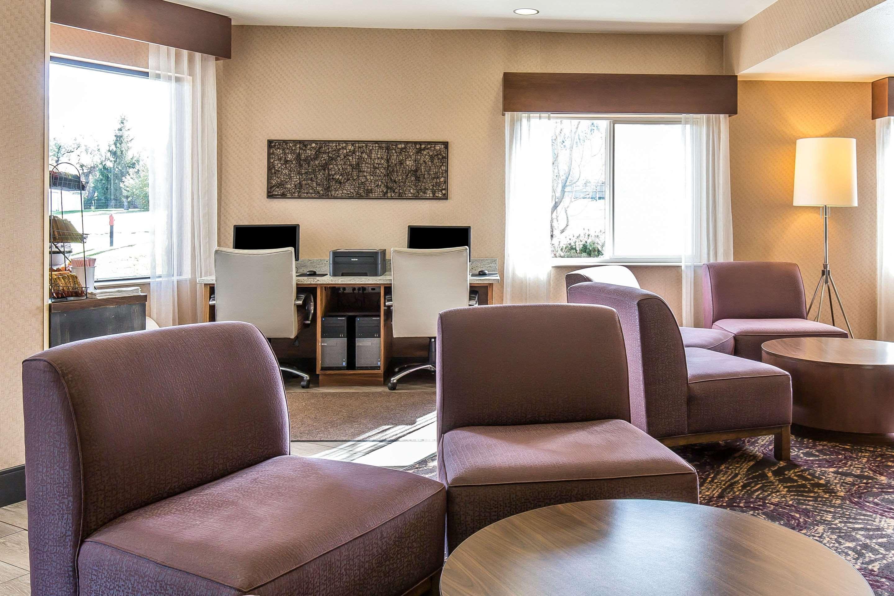 Comfort Inn & Suites Market - Airport Great Falls Ngoại thất bức ảnh